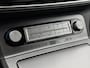 Hyundai Kona Electric EV Premium 64 kWh Automaat / Accu SoH 98,8% /  HUD / Adaptieve CC / Elektr. stoelen / Stoelventilatie / Stuur-, stoel- en achterbankverwaming / Apple Carplay Android / Navigatie / Dode Hoek /