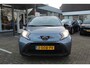Toyota Aygo X PLAY APPLE/ANDROID NL-AUTO AD-CRUISE AIRCO PARKEERCAMERA