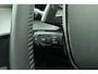 Peugeot 208 Hybrid 100 e-DCS6 Allure Automaat | Navigatie | Adaptive Cruise control | Camera | Lichtmetalen velgen | Climate control | Extra getint glas