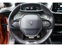 Peugeot e-2008 50KWH 136PK GT-LINE AUTOMAAT / NAVI / LEDER / CLIMA / PDC / 17" LMV / CAMERA /  / KEYLESS / FULL-LED / FULL OPTIONS / NIEUWSTAAT !!