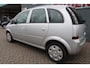 Opel Meriva 1.6-16V Enjoy Zeer nette en goed onderhouden auto  met een bijzonder lage km stand