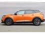 Peugeot 2008 1.2 PURETECH 155PK GT PACK AUTOMAAT / NAVI / LEDER / CLIMA / PDC / 18" LMV / CAMERA / ALCANTARA / PANO. DAK / FOCAL AUDIO / KEYLESS / FULL-LED / FULL OPTIONS / NIEUWSTAAT !!