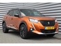 Peugeot 2008 1.2 PURETECH 155PK GT PACK AUTOMAAT / NAVI / LEDER / CLIMA / PDC / 18" LMV / CAMERA / ALCANTARA / PANO. DAK / FOCAL AUDIO / KEYLESS / FULL-LED / FULL OPTIONS / NIEUWSTAAT !!