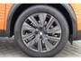 Peugeot 2008 1.2 PURETECH 155PK GT PACK AUTOMAAT / NAVI / LEDER / CLIMA / PDC / 18" LMV / CAMERA / ALCANTARA / PANO. DAK / FOCAL AUDIO / KEYLESS / FULL-LED / FULL OPTIONS / NIEUWSTAAT !!