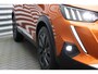 Peugeot 2008 1.2 PURETECH 155PK GT PACK AUTOMAAT / NAVI / LEDER / CLIMA / PDC / 18" LMV / CAMERA / ALCANTARA / PANO. DAK / FOCAL AUDIO / KEYLESS / FULL-LED / FULL OPTIONS / NIEUWSTAAT !!