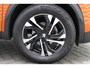 Peugeot 2008 1.2 PURETECH 130PK ALLURE PACK AUTOMAAT / NAVI / LEDER / CLIMA / LED / PDC / 17" LMV / CAMERA / KEYLESS / AFN. TREKHAAK / WINTERPAKKET / CRUISECONTROL / NIEUWSTAAT !!