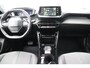 Peugeot 2008 1.2 PURETECH 130PK ALLURE PACK AUTOMAAT / NAVI / LEDER / CLIMA / LED / PDC / 17" LMV / CAMERA / KEYLESS / AFN. TREKHAAK / WINTERPAKKET / CRUISECONTROL / NIEUWSTAAT !!