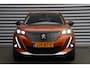 Peugeot 2008 1.2 PURETECH 130PK ALLURE PACK AUTOMAAT / NAVI / LEDER / CLIMA / LED / PDC / 17" LMV / CAMERA / KEYLESS / AFN. TREKHAAK / WINTERPAKKET / CRUISECONTROL / NIEUWSTAAT !!