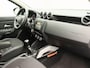 Dacia Duster TCe 90 Prestige | Airco | Medianav | Lichtmetalen velgen | Metaalkleur | Parkeersensoren achter met achteruitrijcamera | Privacy glass |