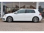 Volkswagen Golf 1.2 TSI 110pk Highline R-line | Navigatie | Camera | PDC | Trekhaak