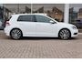 Volkswagen Golf 1.2 TSI 110pk Highline R-line | Navigatie | Camera | PDC | Trekhaak