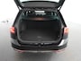 Volkswagen Passat Variant 1.5 TSI R-Line Business + | Matrix IQ | Leer | Camera | Carplay |