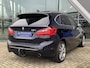 BMW 2-Serie Active Tourer 220i Luxury 192pk Automaat / Panoramadak / Trekhaak / Hu Display