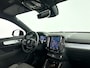 Volvo XC40 B4 Plus Dark | Parkeercamera | Stoel- en Stuurverwarming | Harman Kardon | Trekhaak