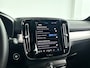 Volvo XC40 B4 Plus Dark | Parkeercamera | Stoel- en Stuurverwarming | Harman Kardon | Trekhaak