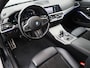 BMW 3-Serie Touring 318i Automaat M-Sport | CAMERA | CARPLAY | STOELVERWARMING