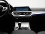 BMW 3-Serie Touring 330i Sportline 259pk Dealer O.H. | Trekhaak Af Fabriek | Lederen Sportstoelen Verwarmd | Apple Carplay | Sfeerverlichting | Cruise Control | Navigatie | Virtual | 18"L.M |