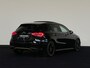 Mercedes-Benz A-klasse 200 AMG Blackpack Pano Multibeam Sfeer