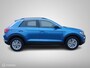 Volkswagen T-Roc TSI 116 PK H6 Style Stoelverwarming Clima Carplay Chroom DonkerGlas Adap Cruise