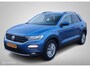 Volkswagen T-Roc TSI 116 PK H6 Style Stoelverwarming Clima Carplay Chroom DonkerGlas Adap Cruise