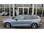 Volvo V60 B4 Plus Dark | Schuif/kantel dak | Camera | Getint glas achter | Stoel/stuur verwarmd |