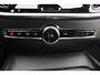 Volvo V60 B4 Plus Dark | Schuif/kantel dak | Camera | Getint glas achter | Stoel/stuur verwarmd |