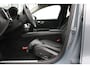 Volvo V60 B4 Plus Dark | Schuif/kantel dak | Camera | Getint glas achter | Stoel/stuur verwarmd |