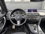 BMW 3-Serie Touring 330d M-Pakket | Panoramadak | 360* Camera | Head-Up Display | Xenon | Harmon Kardon | Navigatie |