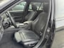 BMW 3-Serie Touring 330d M-Pakket | Panoramadak | 360* Camera | Head-Up Display | Xenon | Harmon Kardon | Navigatie |