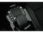 Mercedes-Benz A-klasse 250 e Business Solution AMG Limited (PANORAMADAK, SFEERVERLICHTING, STOELVERWARMING, ACHTERUITRIJCAMERA)