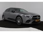 Mercedes-Benz A-klasse 250 e Business Solution AMG Limited (PANORAMADAK, SFEERVERLICHTING, STOELVERWARMING, ACHTERUITRIJCAMERA)