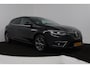 Renault Megane 1.2 TCe Zen (STOELVERWARMING, ACHTERUITRIJCAMERA, CRUISE ADAPTIEF, PARKEERSENSOREN, HEAD-UP DISPLAY)