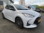 Toyota Yaris 1.5 HYBRID GR SPORT PREMIUM PACK HEAD-UP PANO-DAK BLIND-SPOT PARK-SENSOREN STOEL/STUURVERW JBL-AUDIO NAVI LED