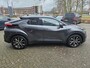 Toyota C-HR 2.0 Plug-in Hybrid 220 DYNAMIC WARMTEPOMP STOEL/STUURVERW 18'' LM-VELGEN NAVI CAMERA PARK-SENSOREN KEYLESS NL-AUTO APPLE/ANDROID