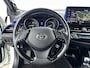 Toyota C-HR 2.0 184 PK Hybrid Bi-Tone | JBL Premium Audio | Half lederen bekleding | Navigatie |