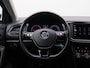 Volkswagen T-Roc 1.0 TSI Style 115PK 19" LM Velgen, Stoelverwarming, Parkeersensoren voor en achter, Navi, Clima
