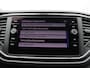 Volkswagen T-Roc 1.0 TSI Style 115PK 19" LM Velgen, Stoelverwarming, Parkeersensoren voor en achter, Navi, Clima