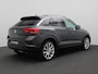 Volkswagen T-Roc 1.0 TSI Style 115PK 19" LM Velgen, Stoelverwarming, Parkeersensoren voor en achter, Navi, Clima