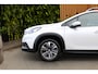 Peugeot 2008 1.2 PureTech Allure | Lage km. stand! | Pano | Navi | Clima | Trekhaak | 16''