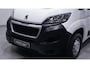 Peugeot Boxer 2.0 BlueHDI 130 pk L2H2 Premium Airco Cruise Control, Laadruimte Pakket, Multistuur, 3-Zits