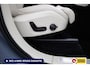 Volvo XC90 2.0 T8 Recharge AWD Ultimate Bright 456 PK Long range | 7 persoons! | Pano | Leer | Headup | All-season Harman Kardon, Stoel-, stuur- & achterbankverw, Elec. voorstoelen met geheugen, Pilot assist, 360 Camera