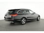 Mercedes-Benz C-klasse Estate 300 e Plug-In Hybride Trekhaak | Panorama Schuif-Kanteldak | Apple CarPlay | Easy-Pack Achterklep | Keyless-Go | Ledkoplampen. Inclusief 24 maanden MB Certified garantie voor Europa.
