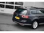 Volkswagen Passat Variant 1.4 TSI PHEV GTE Business 218pk | Panorama dak | Privacy glass | Navigatie | App connect | Adaptief cruise control | Stuur + stoelverwarming | Camera achter | 18"LMV