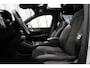 Volvo XC40 Recharge P8 AWD R-Design Trekhaak/ Panoramadak/ Stoel-stuurverwarming/ Camera/ Navigatie/ Contourstoelen/ Carplay/ Adapt. cruise