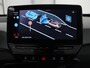 Volkswagen ID.3 Business 58 kWh | Stoel & stuurverwarming | Camera | Carplay | Adaptive cruise | Matrix LED | Navigatie | Climate control | Parkeerhulp | Bluetooth