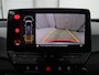 Volkswagen ID.3 Business 58 kWh | Stoel & stuurverwarming | Camera | Carplay | Adaptive cruise | Matrix LED | Navigatie | Climate control | Parkeerhulp | Bluetooth