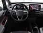 Volkswagen ID.3 Business 58 kWh | Stoel & stuurverwarming | Camera | Carplay | Adaptive cruise | Matrix LED | Navigatie | Climate control | Parkeerhulp | Bluetooth