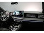 Volkswagen Tiguan R-Line Edition 1.5 eTSI 150pk DSG Automaat Trekhaak, Panoramadak, Black Style, Adaptive cruise control, Elektrische achterklep, 360 camera, Achteruitrijcamera