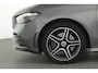 Mercedes-Benz B-klasse 250 e AMG Nightpakket Plug-In Hybride | Panoramadak | Distronic | 360° Camera | Keyless Go | Sfeerverlichting | Car Play | Inclusief 24 maanden Mercedes-Benz Certified garantie voor Europa.