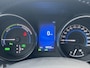 Toyota Auris 1.8 Hybrid EXECUTIVE TREKHAAK STOELVERW PARK-SENSOREN 4S-BANDEN NAVI CLIMA CRUISE CAMERA KEYLESS NL-AUTO 1E-EIG